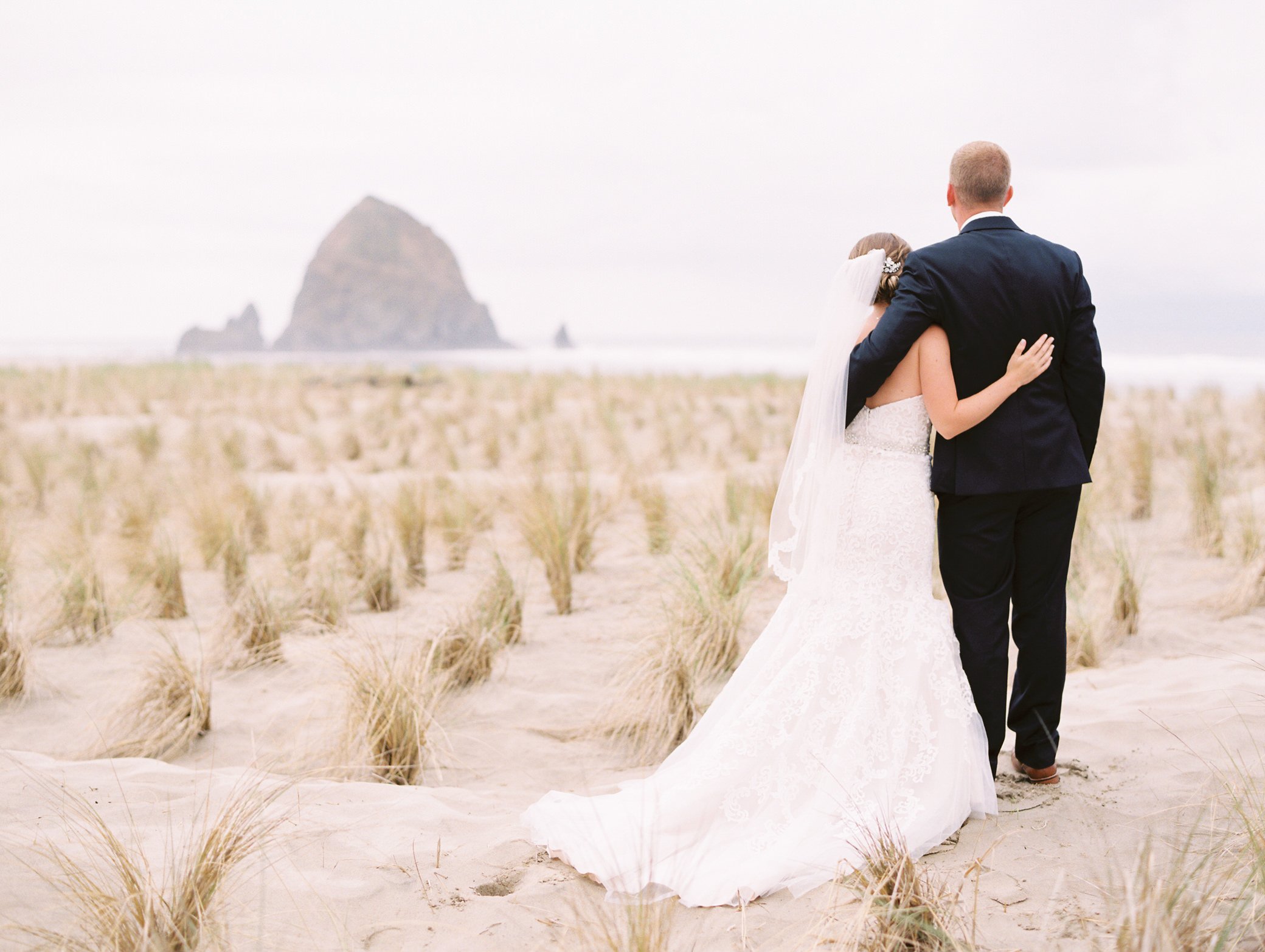 Cannon Beach Oregon Wedding Photographer Surfsand Resort -45
