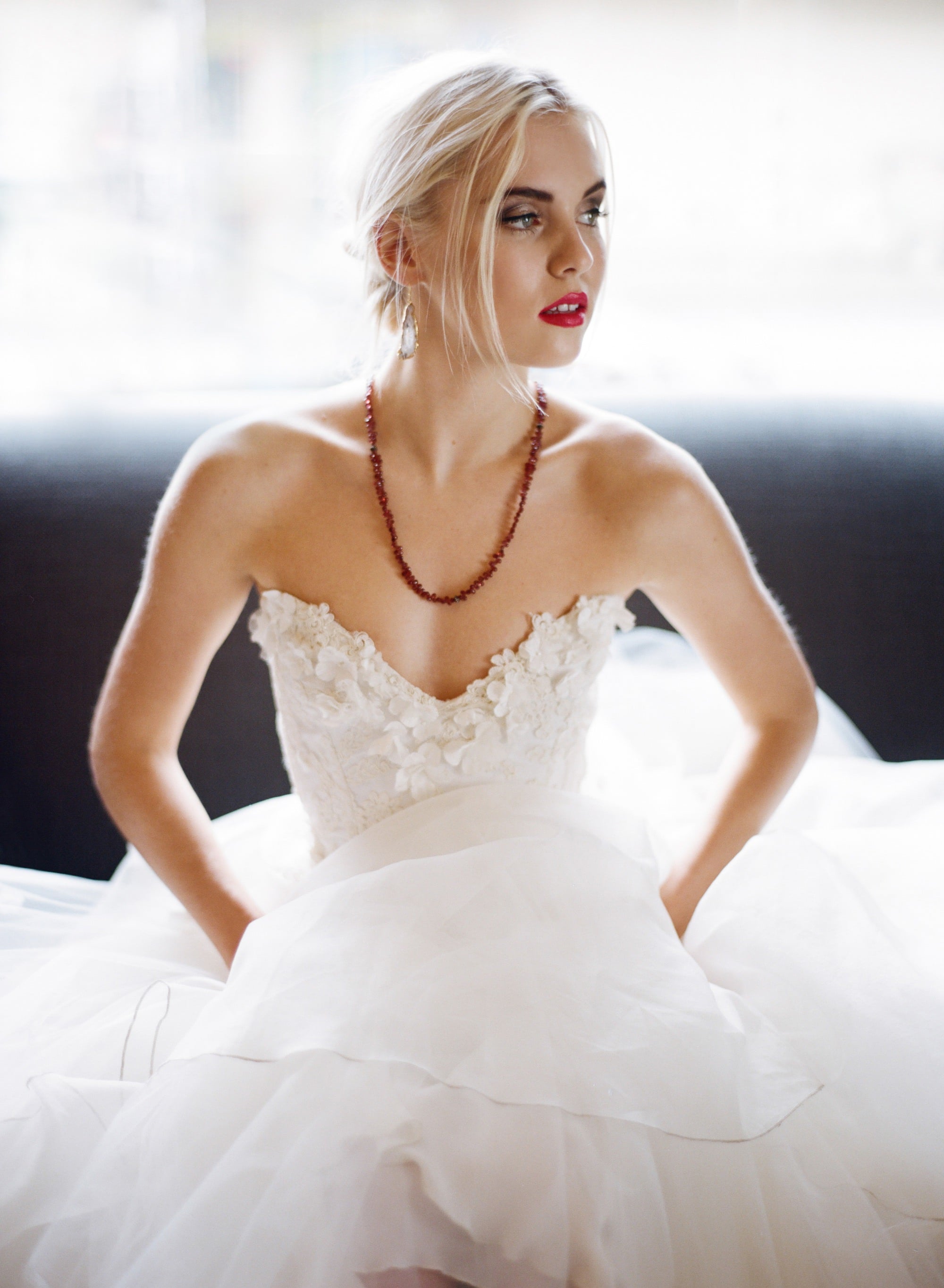 simply-splendid.com, Claire La Faye gown, Oregon Wedding Photographer, Elopement, Garnet, Opal 28, Fashion forward bride